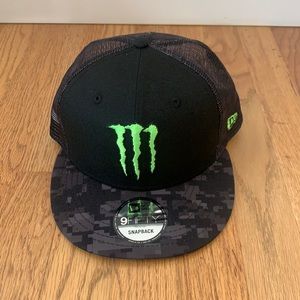 NWOT Monster Energy Snap Back Hat